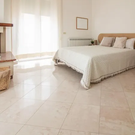 Vittoria Apartment